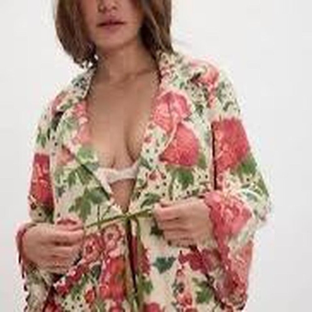 Free People Bali Wake Up Call Robe in red . NWOT, size XS.